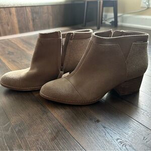 Toms Booties - Like New